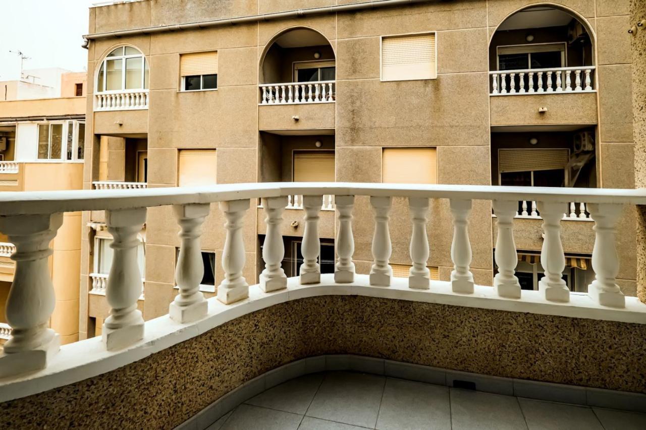Apartamento Alegria Id105 Torrevieja Exteriör bild